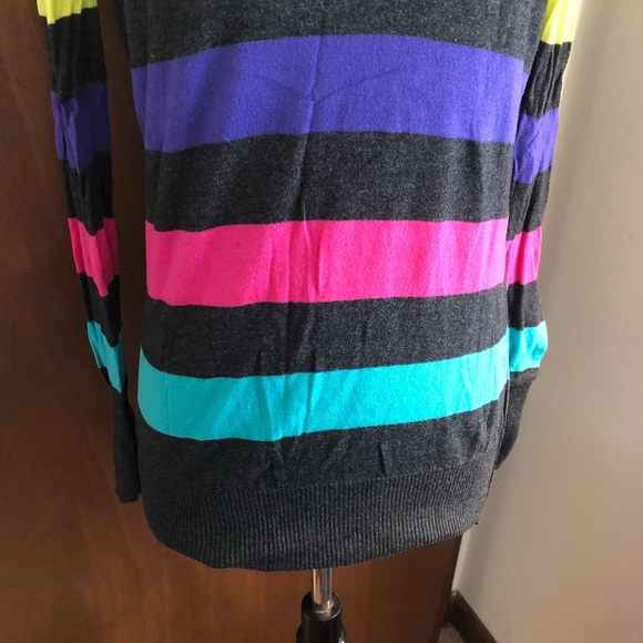 Lightweight Striped Sweater - Picture 3 of 7